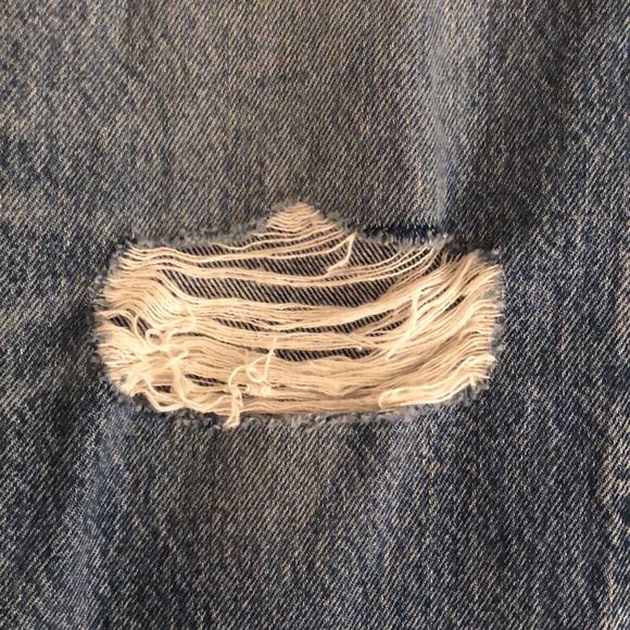 Basically new Levi’s Wedgie 100% cotton straight fit ripped jeans size 28 - Picture 10 of 10